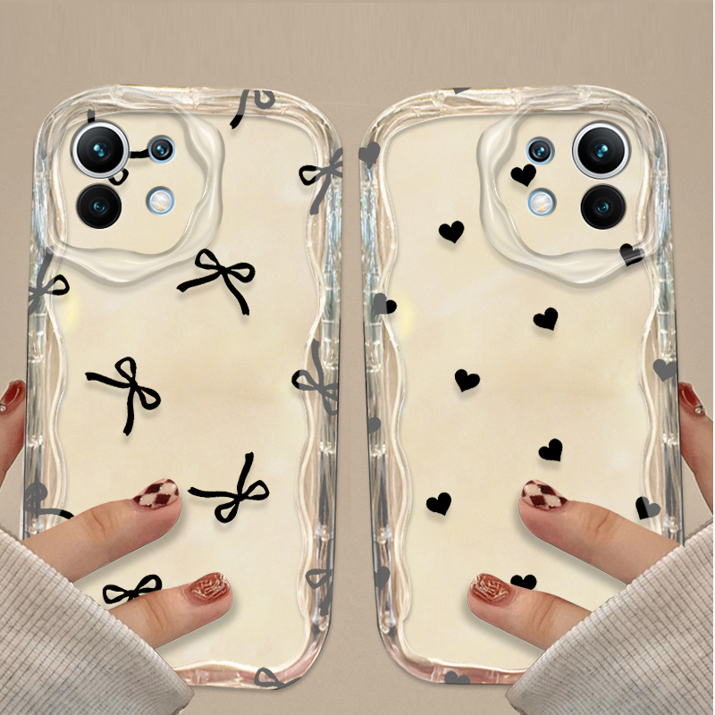 Funda Negra con Lazo y Corazón - Magazines reseña y precio
