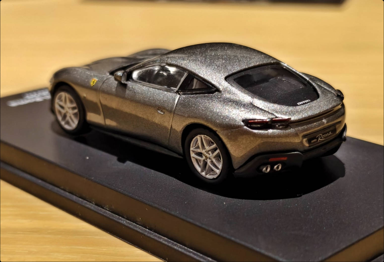 Coche a Escala 1:64 de la Revi - Magazines reseña y precio